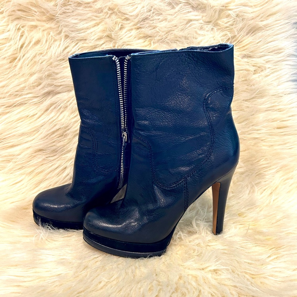 Nine West leather booties